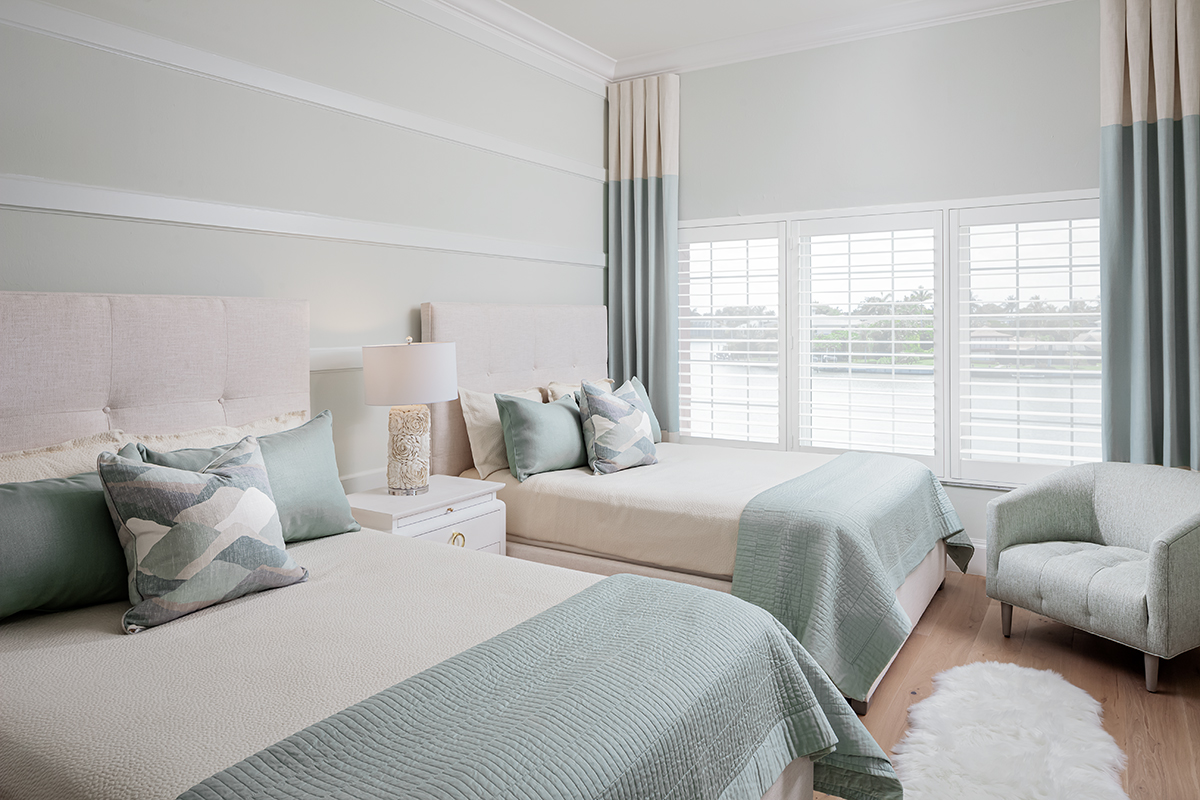 Gulfshore condo bedroom