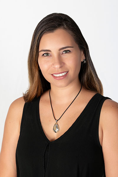 Elizabeth Manchego, Senior Designer - Diana Hall Design Naples